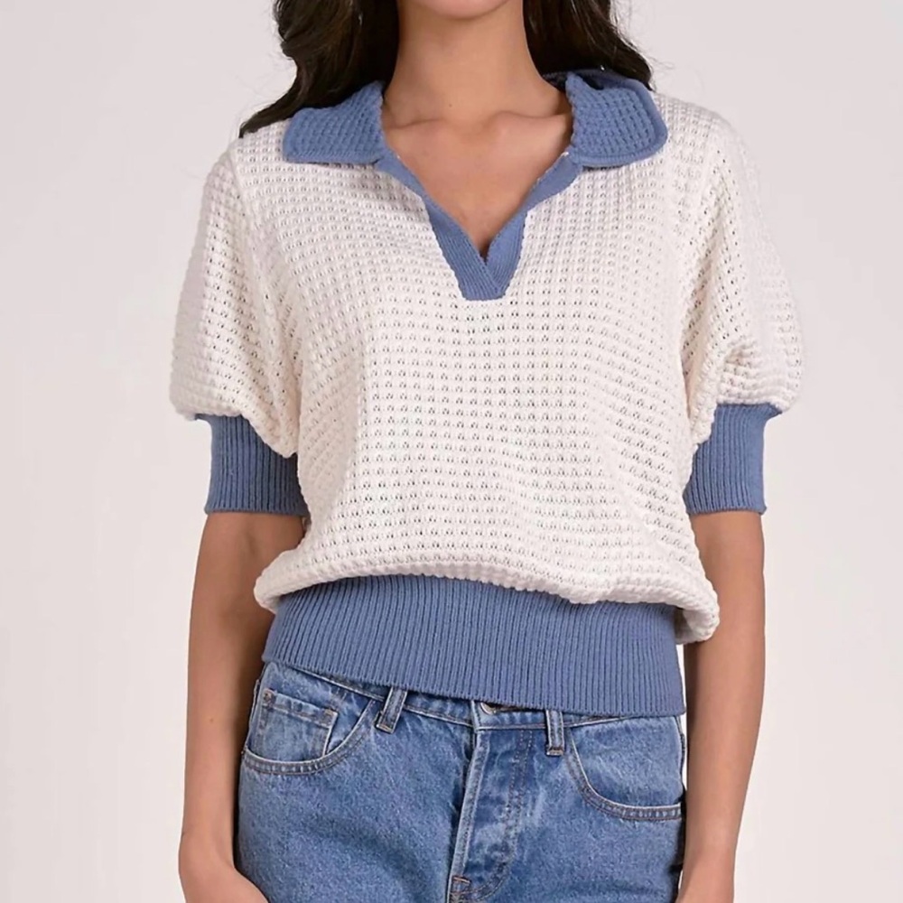 Elan V-Neck Sweater in Cream and Blue
